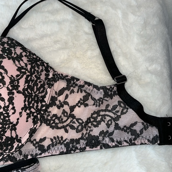 Victoria’s Secret very sexy, push-up pink and black sparkling set size36DDD L - Picture 3 of 10